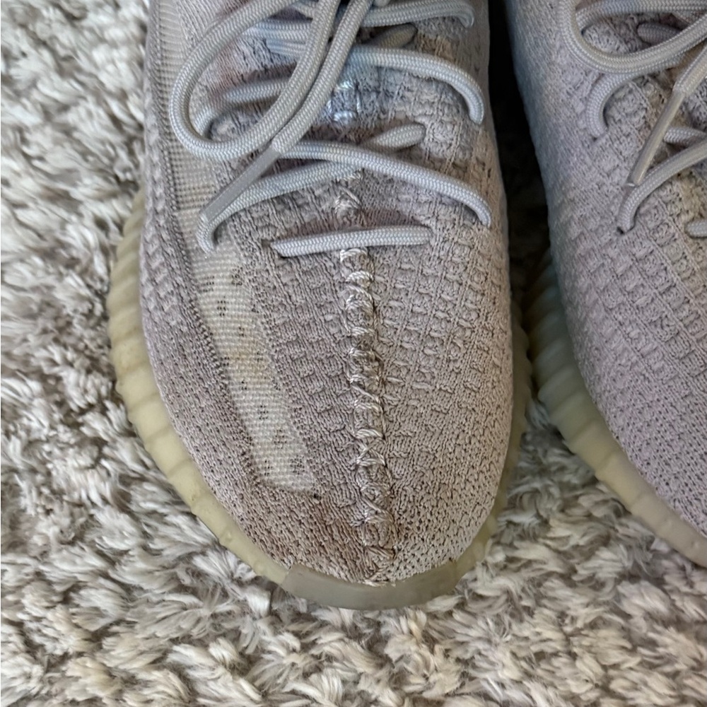 adidas Yeezy Boost 350 V2 “Tail Light” - Picture 13 of 16